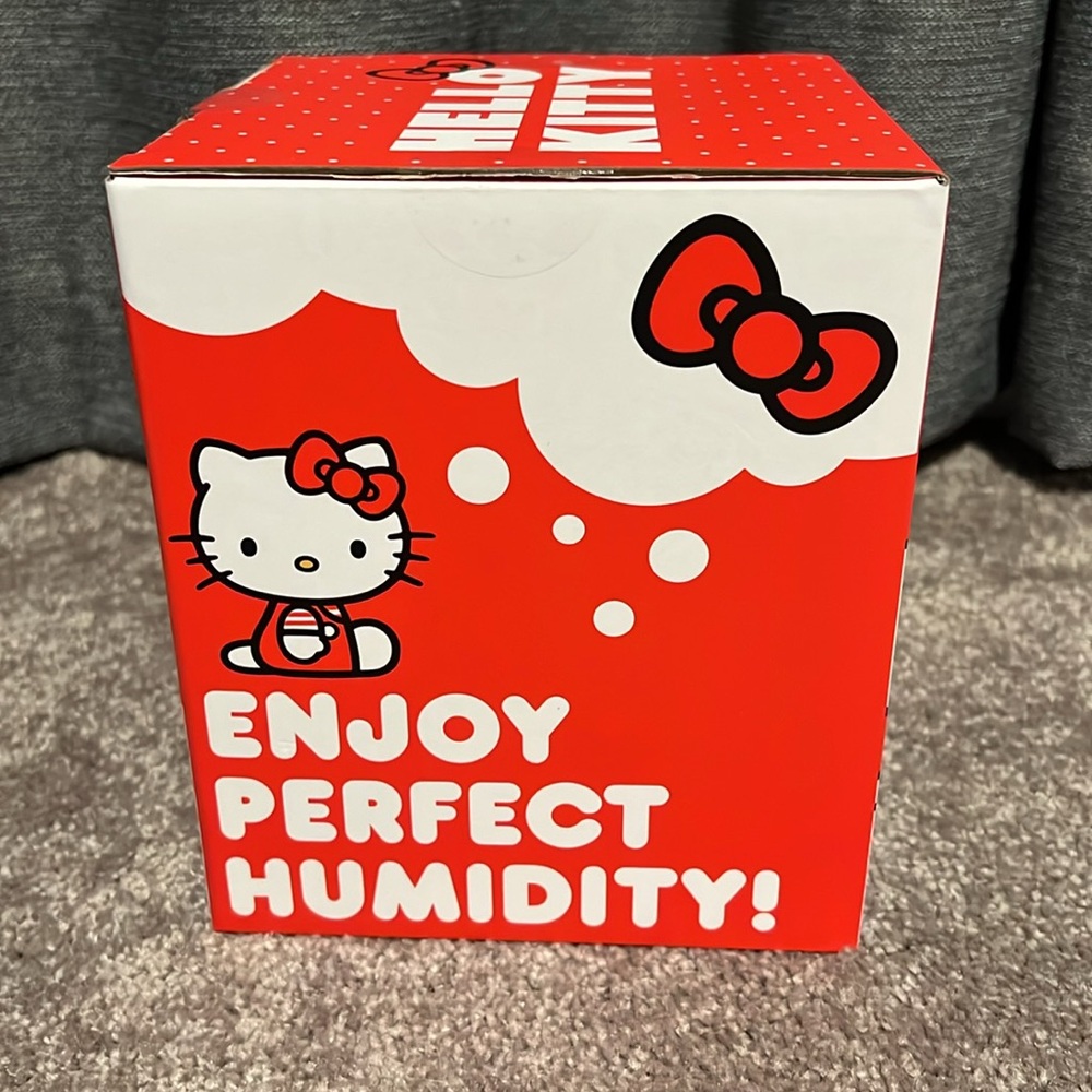 Hello Kitty Tabletop Humidifier - Picture 3 of 3